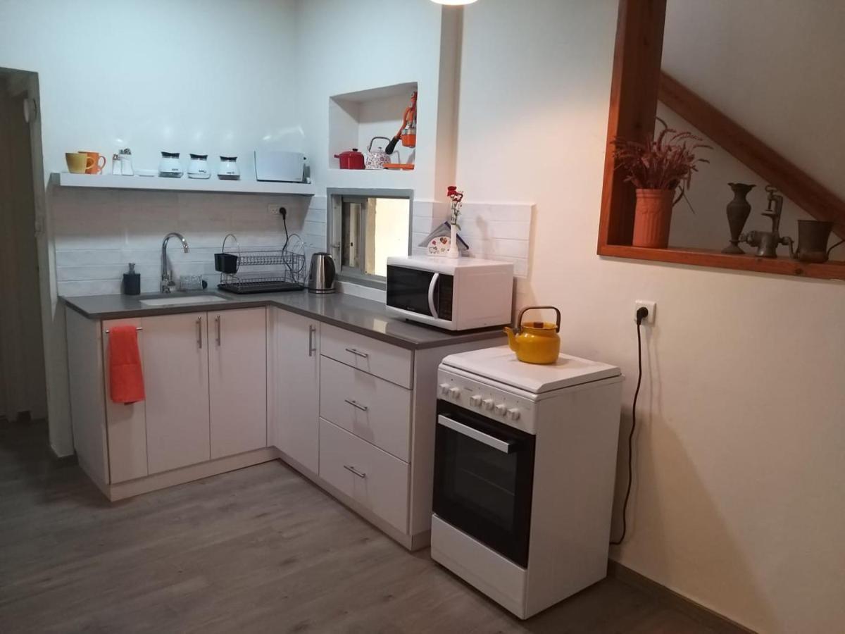פינה חמה ברמה Apartment Ein Zivan Exterior photo